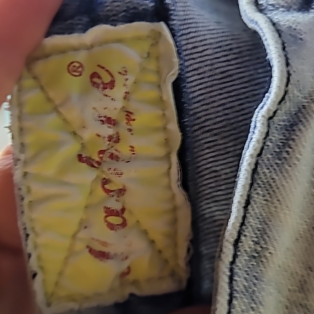 Machine Distressed Jeans - Picture 4 of 4